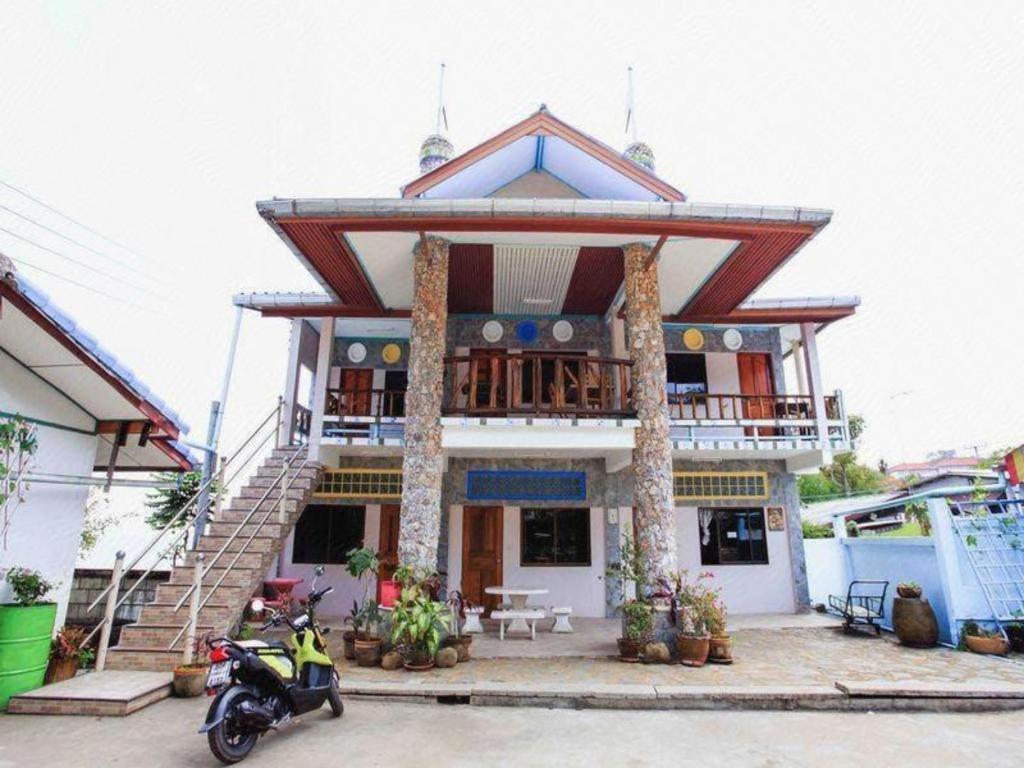 Rimtalay Resort Koh Si Chang Exterior photo